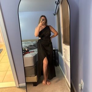 MeroKitty size L satin dress